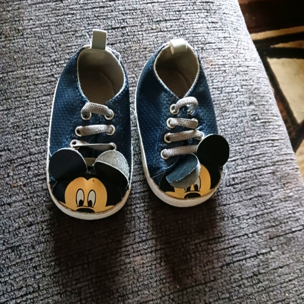 Disney mickey shoes